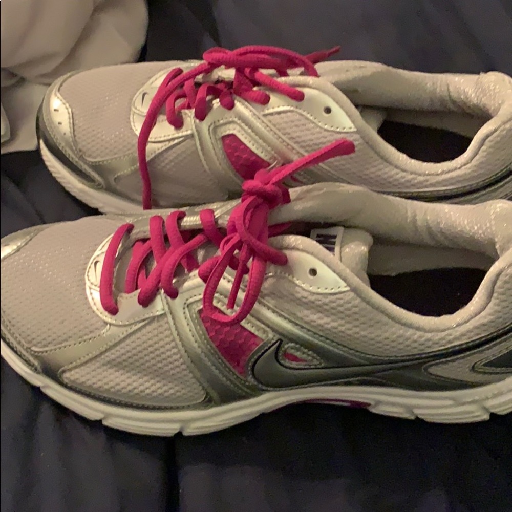 Nike Women’s Dart 9